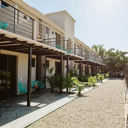 4 Splendid Twin Suite Rooms In Exclusive Boutique Hotel